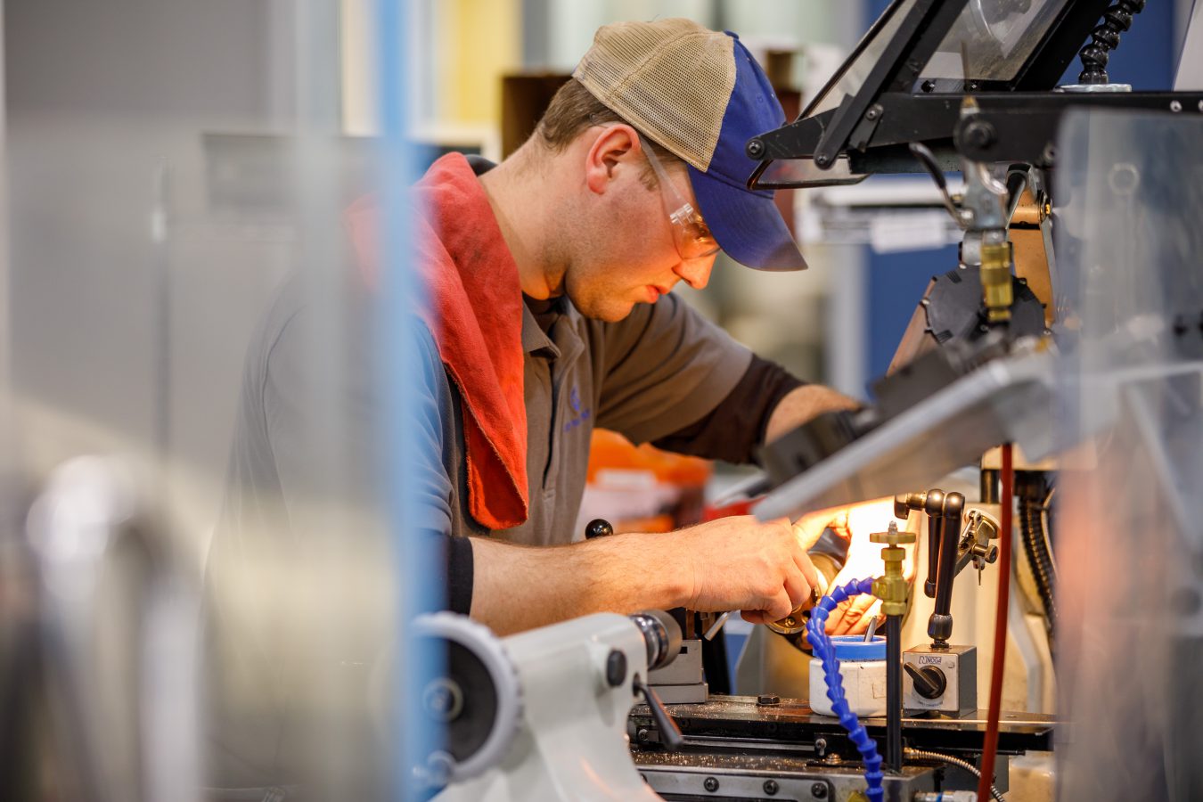 ACCURATE GRINDING MACHINES